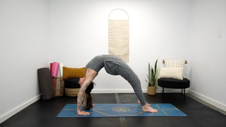 vinyasa-movement-free-flow-online-yoga-wellness-hub